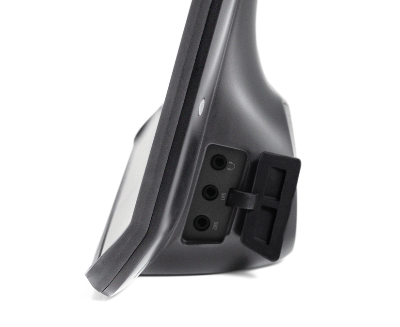 Tobii Dynavox TD I-16 AAC 设备具有两个开关端口和带保护盖的耳机插孔